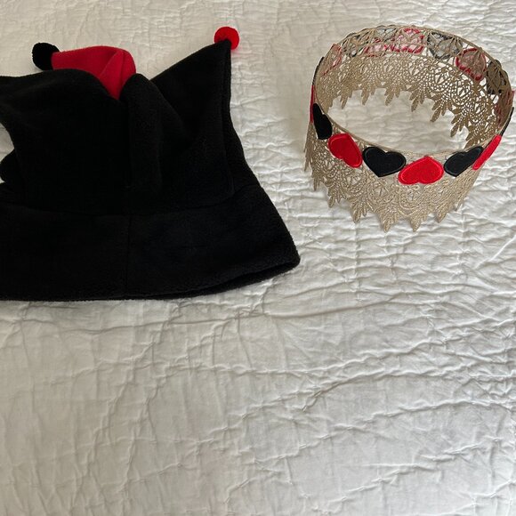 Joker & The Queen Cosplay Fair Halloween Hat Cap Crown Royal Hearts His Hers Set - Picture 2 of 8